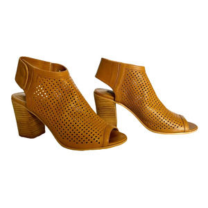 Steve Madden Suzy Leather opentoe ankle bootie7.5B